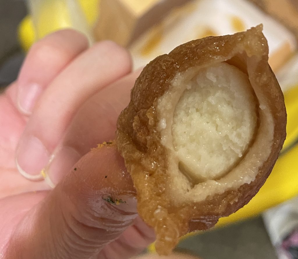 bhcチキン チーズボール断面