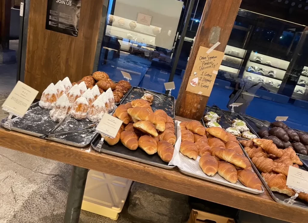 onion 韓国 パン メニュー 夜